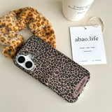 Dainty Brown Leopard Pattern iPhone Case - CREAMCY