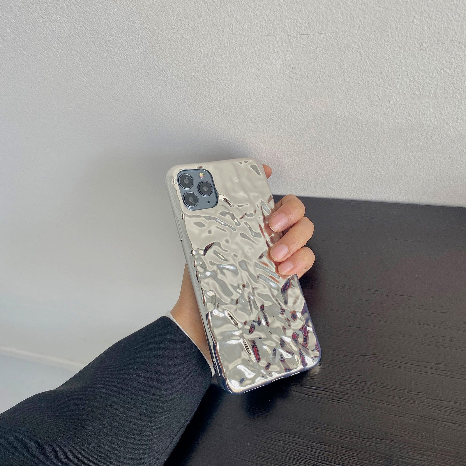 Cool Wrinkled Silver iPhone Case – CREAMCY