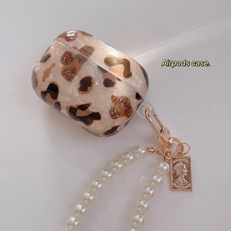 Luxury Leopard AirPods Case With Pearl Chain - Creamcy Cases